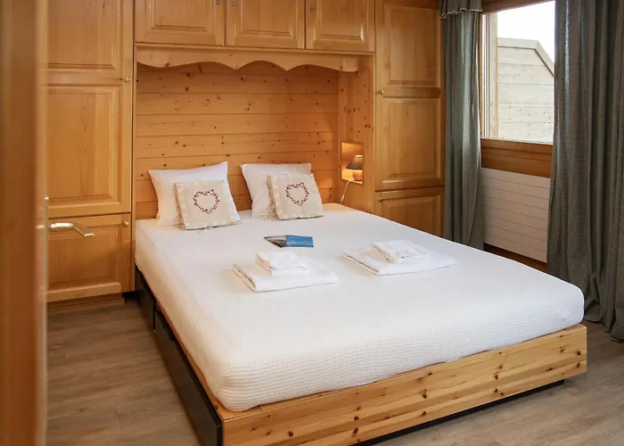 Le Bristol 14 By Interhome