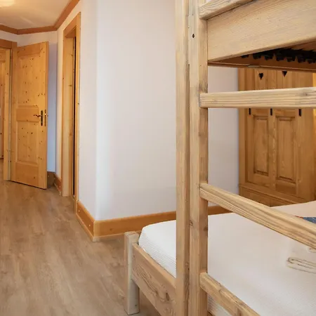 Apartment Le Bristol 14 By Interhome *